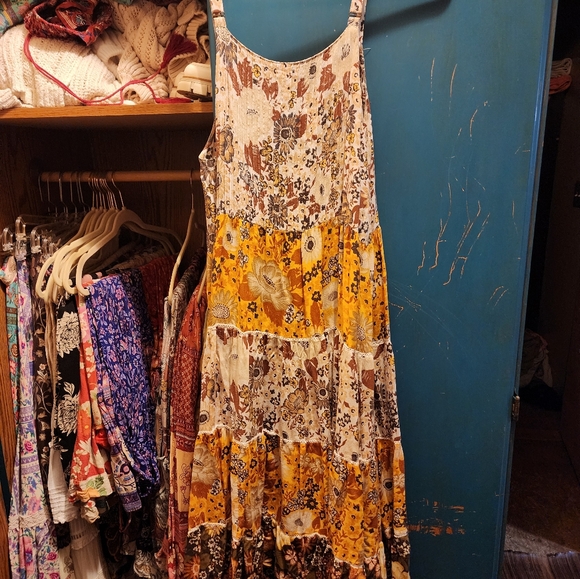 $150-Desert Daisy strappy - Picture 7 of 7